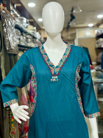 Teal Blue Cotton Suit Set With Stylish Pockets And Printed Dupatta