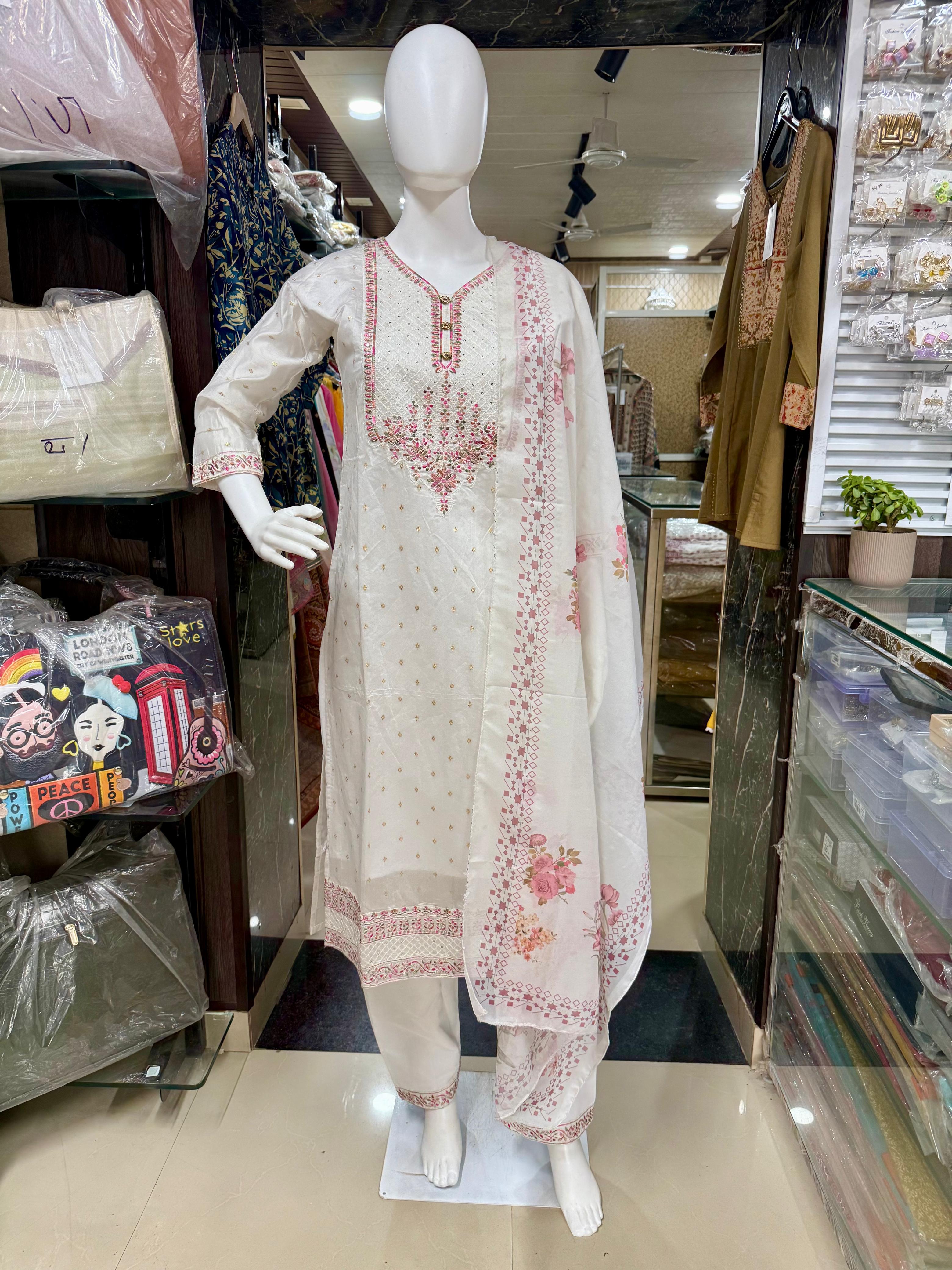 Style With Elegant White Suit In Silk Blend With Sequins And Jacquard Work